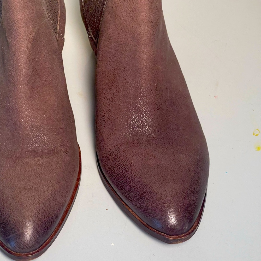 Naturalizer Brown Leather Ankle Booties with Pointed Toe